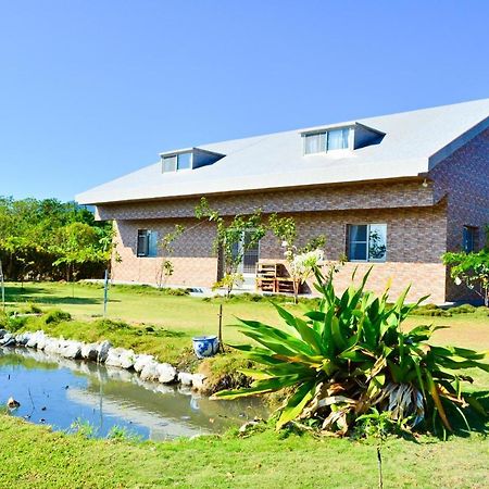 Red Crown Jacana B&B T'ai-tung Buitenkant foto